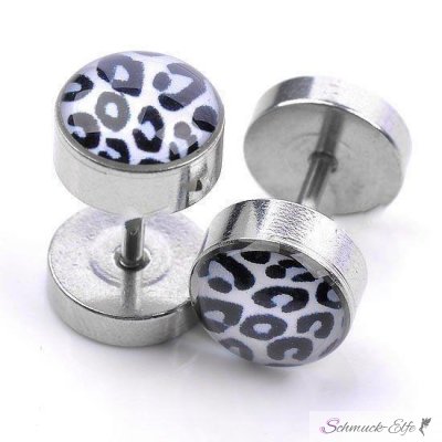 Fake Plugs