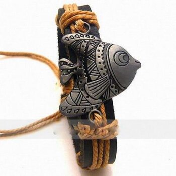 Echt Lederarmband Fisch schwarz im Organza Beutel