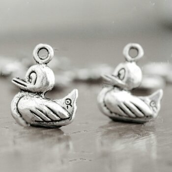 Charm Ente Tibet Silber im Organza Beutel