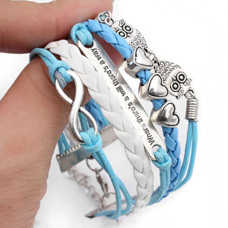 Armband Euly mit 12,99 Herzchen / weiß, € hellblau