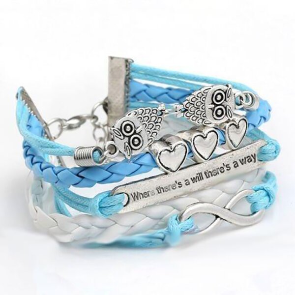 Armband Euly mit Herzchen hellblau / weiß, 12,99 €