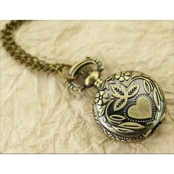 lange Kette mit runder Taschen Uhr vintage Heart im...