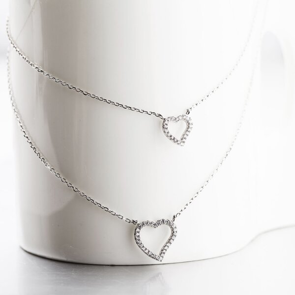 Collier Glam Hearts Herzchen mit  Zirkonias aus 925 Silber im Etui