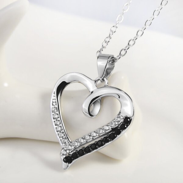 Anhnger Herz BLACK & WHITE aus 925 Silber mit Zirkonias klar & schwarz pave inkl. Gliederkette im Etui