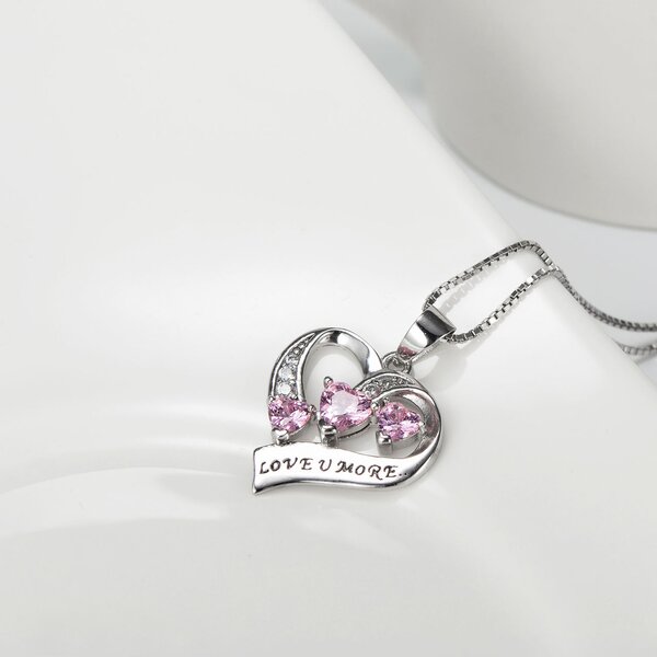 Anhänger Herz  Love you More  mit 3 Herz Zirkonien rosa aus 925 Silber inkl. Kette im Etui Gravur Option